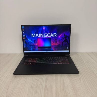 Ігровий ультрабук Б-клас MainGear Vector Pro MG-VCP17A / 17.3" (2560x1440) IPS / AMD Ryzen 9 5900HX (8 (16) ядер по 3.3 - 4.6 GHz) / 16 GB DDR4 / 1000 GB SSD NVMe / nVidia GeForce RTX 3070, 8 GB GDDR6, 256-bit / WebCam