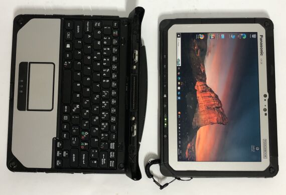 Захищений нетбук-трансформер Б-клас Panasonic Toughbook CF-20 MK2 / 10.1" (1920x1200) IPS Touch / Intel Core i5-7Y57 (2 (4) ядра по 1.2 - 3.3 GHz) / 8 GB DDR3 / 256 GB SSD / Intel HD Graphics 615 / WebCam / Win 10 Pro