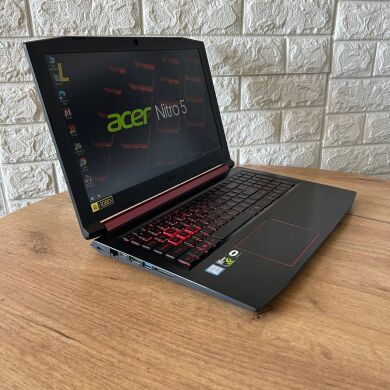 Игровой ноутбук Acer Nitro 5 AN515-53 / 15.6" (1920x1080) IPS / Intel Core i5-8300H (4 (8) ядра по 2.3 - 4.0 GHz) / 8 GB DDR4 / 256 GB SSD M.2 / nVidia GeForce GTX 1050 Ti, 4 GB GDDR5, 128-bit / WebCam