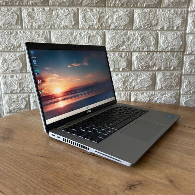 Ультрабук Б-класс Dell Latitude 5420 / 14" (1366x768) TN / Intel Core i5-1145G7 (4 (8) ядра по 2.6 - 4.4 GHz) / 8 GB DDR4 / 256 GB SSD / Intel Iris X Graphics / WebCam