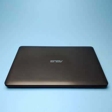 Ноутбук Asus X751MD / 17.3" (1600x900) TN / Intel Pentium N3540 (4 ядра по 2.16 - 2.66 GHz) / 8 GB DDR3 / 480 GB SSD / nVidia GeForce 820M, 1 GB DDR3, 64-bit / WebCam / DVD-ROM / Win 10 Pro