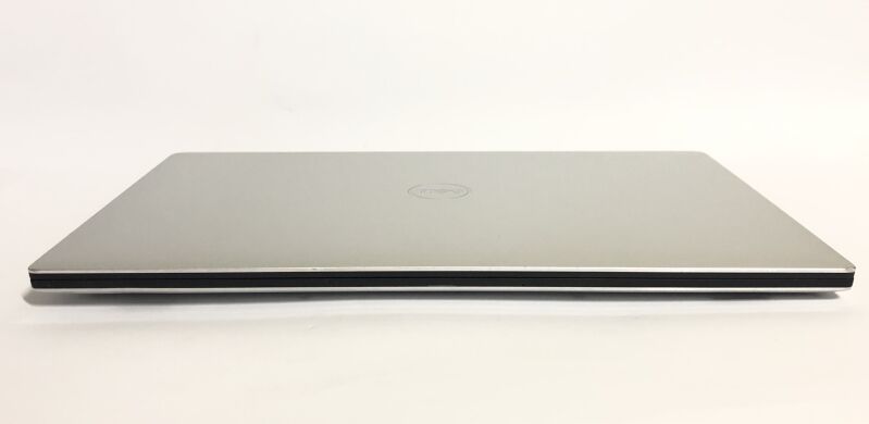 Мобильная рабочая станция Dell Precision 5530 / 15.6" (1920x1080) IPS / Intel Core i7-8850H (6 (12) ядра по 2.6 - 4.3 GHz) / 16 GB DDR4 / 512 GB SSD / nVidia Quadro P1000, 4 GB GDDR5, 128-bit / WebCam / Win 11 Pro