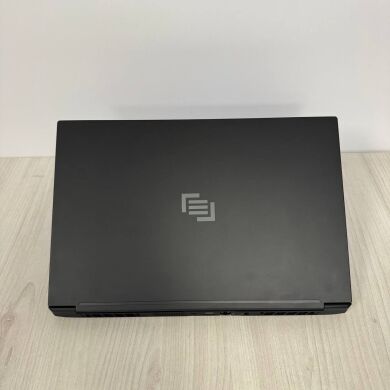 Ігровий ультрабук Б-клас MainGear Vector Pro MG-VCP17A / 17.3" (2560x1440) IPS / AMD Ryzen 9 5900HX (8 (16) ядер по 3.3 - 4.6 GHz) / 16 GB DDR4 / 1000 GB SSD NVMe / nVidia GeForce RTX 3070, 8 GB GDDR6, 256-bit / WebCam