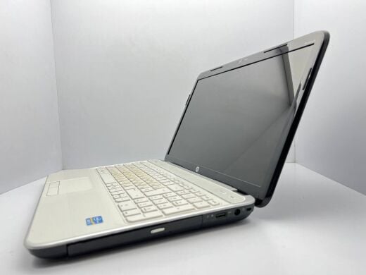 Ігровий ноутбук Б-класс HP Pavilion G6-2206SR / 15.6" (1366x768) TN / Intel Core i5-3210M (2 (4) ядра по 2.5 - 3.1 GHz) / 6 GB DDR3 / 80 GB SSD + 500 GB HDD / AMD Radeon HD 7600M, 2 GB GDDR3, 128-bit Ігровий ноутбук Б-класс HP Pavilion G6-2206SR / 15.6" (1366x768) TN / Intel Core i5-3210M (2 (4) ядра по 2.5 - 3.1 GHz) / 6 GB DDR3 / 80 GB SSD + 500 GB HDD / AMD Radeon HD 7600M, 2 GB GDDR3, 128-bit