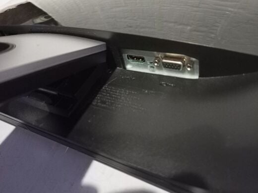 Монитор Dell SE2416H Silver-Black / 24" (1920x1080) IPS / 1x HDMI, 1x VGA