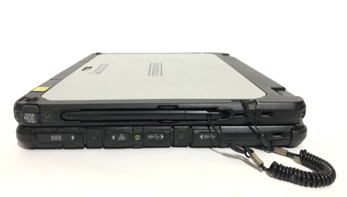 Захищений нетбук-трансформер Б-клас Panasonic Toughbook CF-20 MK2 / 10.1" (1920x1200) IPS Touch / Intel Core i5-7Y57 (2 (4) ядра по 1.2 - 3.3 GHz) / 8 GB DDR3 / 256 GB SSD / Intel HD Graphics 615 / WebCam / Win 10 Pro