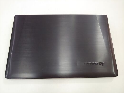 Игровой ноутбук Lenovo Ideapad Y500 / 15.6" (1920x1080) TN / Intel Core i7-3630QM (4(8) ядра по 2.4 - 3.4 GHz) / 12 GB DDR3 / 240 GB SSD / nVidia GeForce GT 650M 2GB SLI / Web-camera