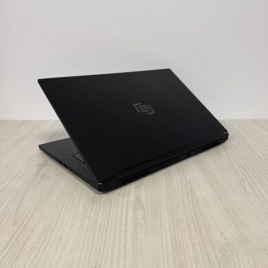 Ігровий ультрабук Б-клас MainGear Vector Pro MG-VCP17A / 17.3" (2560x1440) IPS / AMD Ryzen 9 5900HX (8 (16) ядер по 3.3 - 4.6 GHz) / 16 GB DDR4 / 1000 GB SSD NVMe / nVidia GeForce RTX 3070, 8 GB GDDR6, 256-bit / WebCam