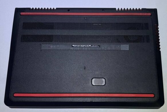 Ігровий ноутбук Dell Inspiron 15 5576 / 15.6" (1920x1080) TN / AMD A10-9630P (4 ядра по 2.6 - 3.3 GHz) / 16 GB DDR4 / 128 GB SSD + 500 GB HDD / AMD Radeon RX 460, 4 GB GDDR5, 128-bit / WebCam / Win 11