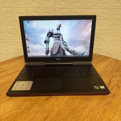 Ігровий ноутбук Б-клас Dell Inspiron 15 Gaming 7567 / 15.6" (1920x1080) TN / Intel Core i7-7700HQ (4 (8) ядра по 2.8 - 3.8 GHz) / 16 GB DDR4 / 120 GB SSD + 1000 GB HDD / nVidia GeForce GTX 1050 Ti, 4 GB GDDR5, 128-bit / WebCam