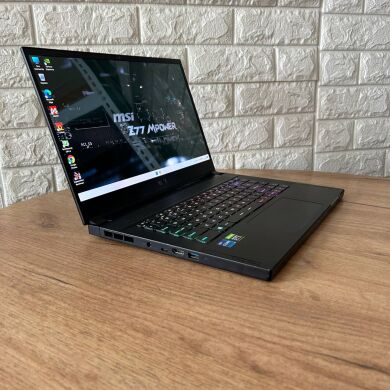 Игровой ноутбук Б-класс MSI Creator 15 A11UE / 15.6" (3840x2160) OLED / Intel Core i7-11800H (8 (16) ядер по 2.3 - 4.6 GHz) / 16 GB DDR4 / 1000 GB SSD / nVidia GeForce RTX 3060, 6 GB GDDR6, 192-bit / WebCam