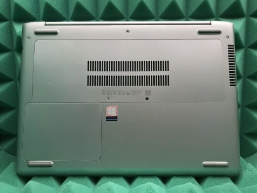 Ультрабук Б-клас HP ProBook 430 G5 / 13.3" (1366x768) TN / Intel Core i5-8250U (4 (8) ядра по 1.6 - 3.4 GHz) / 8 GB DDR4 / 128 GB SSD + 500 GB HDD / Intel UHD Graphics 620 / WebCam / Fingerprint / USB 3.1 / HDMI