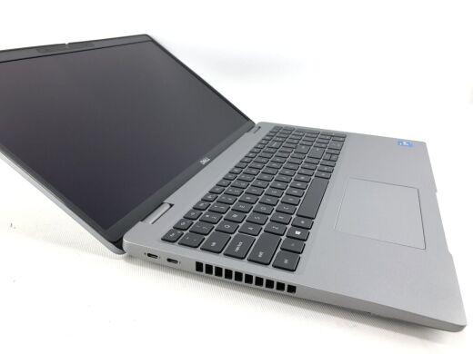 Ультрабук Dell Latitude 5520 / 15.6" (1920x1080) IPS / Intel Core i7-1185G7 (4 (8) ядра по 4.8 GHz) / 16 GB DDR4 / 240 GB SSD / Intel Iris Xe Graphics / WebCam