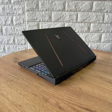 Игровой ноутбук MSI Raider GE65 9SF / 15.6" (1920x1080) IPS / Intel Core i7-9750H (6 (12) ядер по 2.6 - 4.5 GHz) / 32 GB DDR4 / 1000 GB SSD / nVidia GeForce RTX 2070, 8 GB GDDR6, 256-bit / WebCam