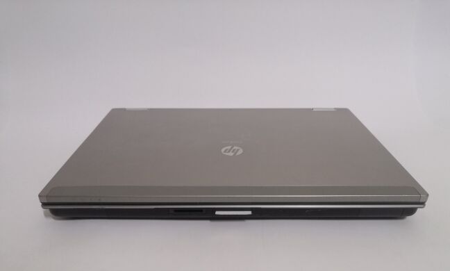 Ноутбук HP EliteBook 8440p / 14" (1600x900) TN / Intel Core i5-520M (2 (4) ядра по 2.4 - 2.93 GHz) / 4 GB DDR3 / 250 GB SSD / nVidia NVS 3100M, 512 MB GDDR3, 64-bit / WebCam / DVD-ROM
