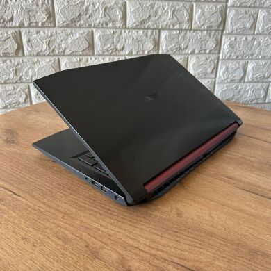 Игровой ноутбук Acer Nitro 5 AN515-53 / 15.6" (1920x1080) IPS / Intel Core i5-8300H (4 (8) ядра по 2.3 - 4.0 GHz) / 8 GB DDR4 / 256 GB SSD M.2 / nVidia GeForce GTX 1050 Ti, 4 GB GDDR5, 128-bit / WebCam