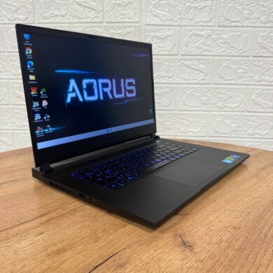 Ігровий ноутбук Gigabyte Aorus 15 BMF / 15.6" (1920x1080) IPS / Intel Core i5-13500H (12 (16) ядер по 3.5 - 4.7 GHz) / 16 GB DDR4 / 512 GB SSD / nVidia GeForce RTX 4050, 6 GB GDDR6, 96-bit / WebCam