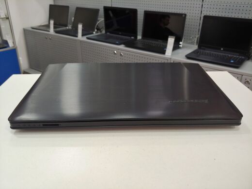 Игровой ноутбук Lenovo Ideapad Y500 / 15.6" (1920x1080) TN / Intel Core i7-3630QM (4(8) ядра по 2.4 - 3.4 GHz) / 12 GB DDR3 / 240 GB SSD / nVidia GeForce GT 650M 2GB SLI / Web-camera