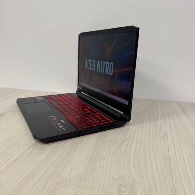 Ігровий ноутбук Б-клас Acer Nitro 5 AN515-45 / 15.6" (1920x1080) IPS / AMD Ryzen 5 5600H (6 (12) ядер по 3.0 - 4.2 GHz) / 16 GB DDR4 / 512 GB SSD NVMe / nVidia GeForce RTX 3050, 4 GB GDDR6, 128-bit / WebCam