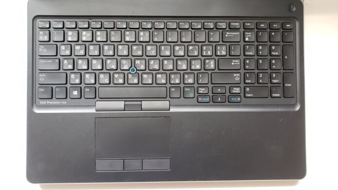 Мобильная рабочая станция Dell Precision 7510 / 15.6" (1920x1080) IPS Touch / Intel Core i7-6820HQ (4 (8) ядра по 2.7 - 3.6 GHz) / 16 GB DDR4 / 256 GB SSD M.2 + 500 GB HDD / AMD FirePro W5170M, 2 GB GDDR5, 128-bit / WebCam