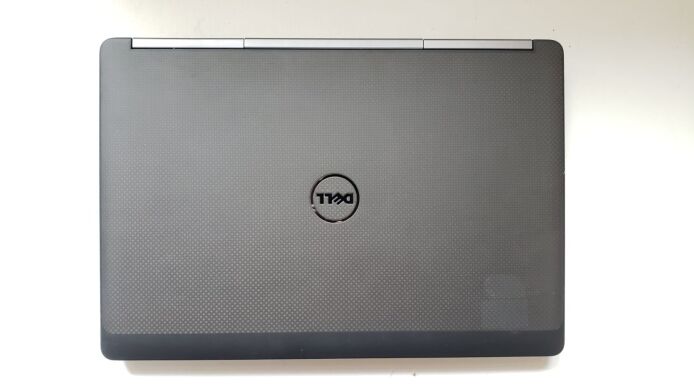 Мобильная рабочая станция Dell Precision 7510 / 15.6" (1920x1080) IPS Touch / Intel Core i7-6820HQ (4 (8) ядра по 2.7 - 3.6 GHz) / 16 GB DDR4 / 256 GB SSD M.2 + 500 GB HDD / AMD FirePro W5170M, 2 GB GDDR5, 128-bit / WebCam
