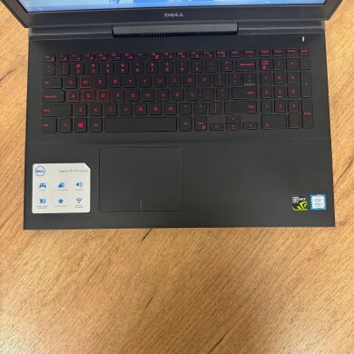 Ігровий ноутбук Б-клас Dell Inspiron 15 Gaming 7567 / 15.6" (1920x1080) TN / Intel Core i7-7700HQ (4 (8) ядра по 2.8 - 3.8 GHz) / 16 GB DDR4 / 120 GB SSD + 1000 GB HDD / nVidia GeForce GTX 1050 Ti, 4 GB GDDR5, 128-bit / WebCam