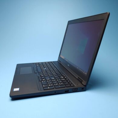 Ноутбук Dell Latitude 5590 / 15.6" (1366x768) TN / Intel Core i5-8350U (4 (8) ядра по 1.7 - 3.6 GHz) / 8 GB DDR4 / 240 GB SSD / Intel UHD Graphics 620 / WebCam / Win 10 Pro Ноутбук Dell Latitude 5590 / 15.6" (1366x768) TN / Intel Core i5-8350U (4 (8) ядра по 1.7 - 3.6 GHz) / 8 GB DDR4 / 240 GB SSD / Intel UHD Graphics 620 / WebCam / Win 10 Pro