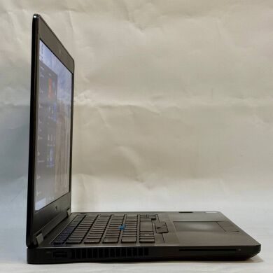 Ультрабук Б-класс Dell Latitude E5470 / 14" (1366x768) TN / Intel Core i5-6300U (2 (4) ядра по 2.4 - 3.0 GHz) / 6 GB DDR4 / 128 GB SSD M.2 / Intel HD Graphics 520 / WebCam / Windows 10 Pro Ультрабук Б-класс Dell Latitude E5470 / 14" (1366x768) TN / Intel Core i5-6300U (2 (4) ядра по 2.4 - 3.0 GHz) / 6 GB DDR4 / 128 GB SSD M.2 / Intel HD Graphics 520 / WebCam / Windows 10 Pro