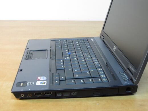 HP Compaq 8510p / 15.4'', 1680x1050 / Intel Core 2 Duo T7500 (2 ядра по 2.2 GHz) / 3 GB DDR2 / 60 GB SSD / DVD-RW / card-reader