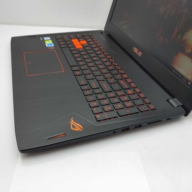 Игровой ноутбук Asus ROG Strix GL502VM / 15.6" (1920x1080) IPS / Intel Core i7-7700HQ (4 (8) ядра по 2.8 - 3.8 GHz) / 16 GB DDR4 / 1 TB SSD / nVidia GeForce GTX 1060, 3 GB GDDR5, 192-bit / WebCam / HDMI