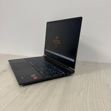 Ігровий ноутбук HP Victus 15-fb2063dx / 15.6" (1920x1080) IPS / AMD Ryzen 5 7535HS (6 (12) ядер по 3.3 - 4.55 GHz) / 8 GB DDR5 / 512 GB SSD / AMD Radeon RX 6550M, 4 GB GDDR6, 64-bit / WebCam