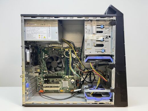 Комп'ютер Lenovo ThinkCentre M82 Tower / Intel Core i7-2600K (4 (8) ядра по 3.4 - 3.8 GHz) / 16 GB DDR3 / 500 GB HDD / Intel HD Graphics 3000