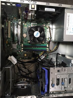 Рабочая станция Lenovo ThinkStation P300 Tower / Intel Xeon E3-1220 v3 (4 ядра по 3.1 - 3.5 GHz) / 8 GB DDR3 / 320 GB HDD / nVidia Quadro K620, 2 GB DDR3, 128-bit