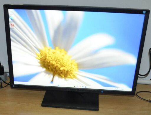 Монітор EIZO FlexScan EV2436W / 24" (1920x1200) IPS / USB, VGA, DVI, DisplayPort / Вбудовані колонки 2x 1W / VESA 100x100 + Кабелі (VGA, DVI, DisplayPort на вибір) та живлення в комплекті Монітор EIZO FlexScan EV2436W / 24" (1920x1200) IPS / USB, VGA, DVI, DisplayPort / Вбудовані колонки 2x 1W / VESA 100x100 + Кабелі (VGA, DVI, DisplayPort на вибір) та живлення в комплекті