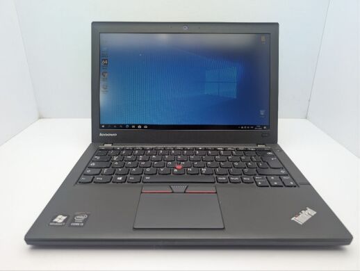Нетбук Lenovo ThinkPad X250 / 12.5" (1366x768) TN / Intel Core i5-5300U (2 (4) ядра по 2.3 - 2.9 GHz) / 8 GB DDR3 / 500 GB HDD / Intel HD Graphics 5500 / WebCam