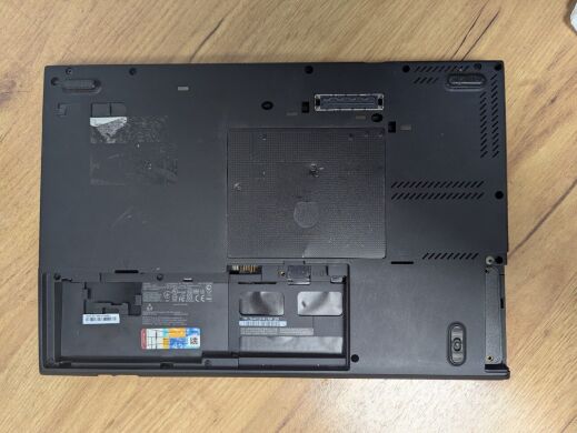 Ноутбук Lenovo ThinkPad T430s / 14" (1366x768) TN / Intel Core i5-3320M (2 (4) ядра по 2.6 - 3.3 GHz) / 8 GB DDR3 / 128 GB SSD / Intel HD Graphics 4000 / WebCam / Без АКБ