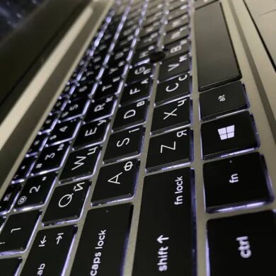 Ультрабук HP EliteBook 850 G8 / 15.6" (1920x1080) IPS / Intel Core i7-1165G7 (4 (8) ядра по 2.8 - 4.7 GHz) / 16 GB DDR4 / 512 GB SSD / Intel Iris Xe Graphics / WebCam / Fingerprint