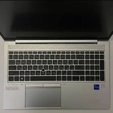 Ультрабук HP EliteBook 850 G8 / 15.6" (1920x1080) IPS / Intel Core i7-1165G7 (4 (8) ядра по 2.8 - 4.7 GHz) / 16 GB DDR4 / 512 GB SSD / Intel Iris Xe Graphics / WebCam / Fingerprint