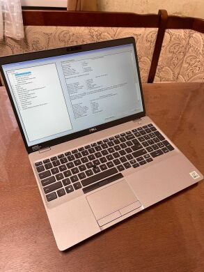 Мобильная рабочая станция Dell Precision 3551 / 15.6" (1920x1080) IPS / Intel Core i7-10750H (6 (12) ядер по 2.6 - 5.0 GHz) / 16 GB DDR4 / 256 GB SSD / nVidia Quadro P620, 4 GB GDDR5, 128-bit / WebCam