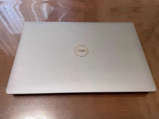 Мобильная рабочая станция Dell Precision 3551 / 15.6" (1920x1080) IPS / Intel Core i7-10750H (6 (12) ядер по 2.6 - 5.0 GHz) / 16 GB DDR4 / 256 GB SSD / nVidia Quadro P620, 4 GB GDDR5, 128-bit / WebCam