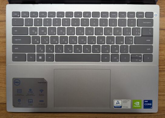 Ультрабук Б-класс Dell Inspiron 14 5420 / 14" (2240x1400) IPS / Intel Core i7-1255U (10 (12) ядер по 3.5 - 4.7 GHz) / 16 GB DDR4 / 512 GB SSD / nVidia GeForce MX570, 2 GB GDDR6, 64-bit / WebCam / TouchID / Windows 10