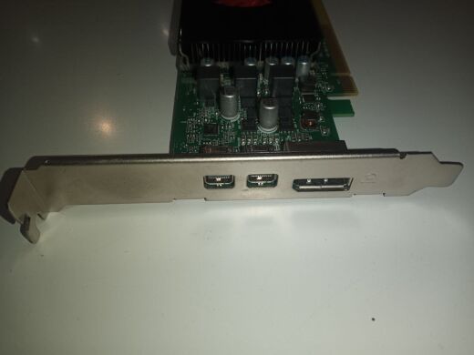 Дискретная видеокарта AMD Radeon RX 550, 4 GB GDDR5, 128-bit / 1x DP, 2x miniDP