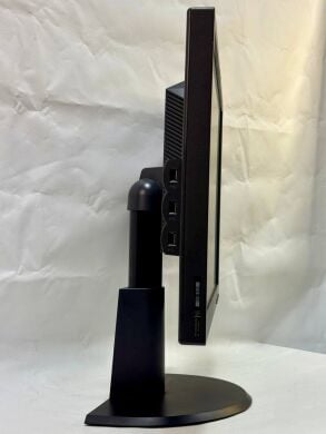 Монітор Б-клас Lenovo ThinkVision LT2452pwC / 24" (1920x1200) TN / VGA, DVI, DisplayPort + Кабель живлення