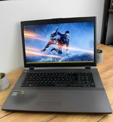 Ігровий ноутбук Clevo W370ST / 17.3" (1920x1080) IPS / Intel Core i5-3210M (2 (4) ядра по 2.5 - 3.1 GHz) / 8 GB DDR3 / 512 GB SSD / nVidia GeForce GTX 660M, 2 GB GDDR5, 128-bit / WebCam / DVD-ROM / Win 10