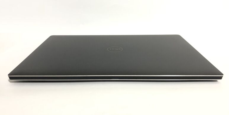 Мобильная рабочая станция Dell Precision 5530 / 15.6" (1920x1080) IPS / Intel Core i7-8850H (6 (12) ядра по 2.6 - 4.3 GHz) / 16 GB DDR4 / 512 GB SSD / nVidia Quadro P2000, 4 GB GDDR5, 128-bit / WebCam / Win 11 Pro