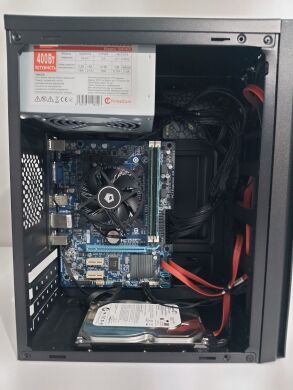 Комплект ПК: FrimeCOM MX9 Tower NEW / Intel Core i5-2320 (4 ядра по 3.0 - 3.3 GHz) / 8 GB DDR3 / 120 GB SSD + 320 GB HDD / Intel HD Graphics 2000 / 400W NEW + Монитор Acer / 19" (1280x1024) TN / DVI, VGA, Audio + Клавиатура, мышь, WiFi USB и кабели Комплект ПК: FrimeCOM MX9 Tower NEW / Intel Core i5-2320 (4 ядра по 3.0 - 3.3 GHz) / 8 GB DDR3 / 120 GB SSD + 320 GB HDD / Intel HD Graphics 2000 / 400W NEW + Монитор Acer / 19" (1280x1024) TN / DVI, VGA, Audio + Клавиатура, мышь, WiFi USB и кабели