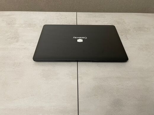 Ультрабук Gateway GWTN141-10BK / 14" (1920x1080) IPS / Intel Core i5-1135G7 (4 (8) ядра по 4.2 GHz) / 16 GB DDR4 / 256 GB SSD / Intel Iris Xe Graphics / WebCam / Fingerprint Ультрабук Gateway GWTN141-10BK / 14" (1920x1080) IPS / Intel Core i5-1135G7 (4 (8) ядра по 4.2 GHz) / 16 GB DDR4 / 256 GB SSD / Intel Iris Xe Graphics / WebCam / Fingerprint