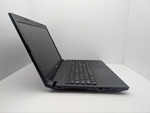 Ноутбук Lenovo B590 / 15.6" (1366x768) TN / Intel Pentium 2020M (2 ядра по 2.4 GHz) / 6 GB DDR3 / 500 GB HDD / Intel HD Graphics / WebCam / DVD-ROM / АКБ не держит