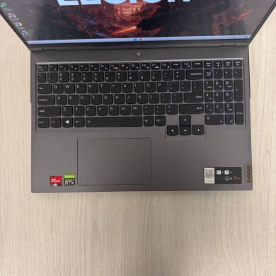 Ігровий ноутбук Б-клас Lenovo Legion 5 Pro 16ACH6H / 16" (2560x1600) IPS / AMD Ryzen 9 5900HX (8 (16) ядер по 3.3 - 4.6 GHz) / 16 GB DDR4 / 512 GB SSD NVMe / nVidia GeForce RTX 3070, 8 GB GDDR6, 256-bit / WebCam