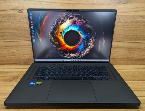 Ігровий ноутбук Asus ROG Zephyrus M16 GU603ZM / 16" (1920x1200) IPS / Intel Core i7-12700H (14 (20) ядер по 3.5 - 4.7 GHz) / 16 GB DDR5 / 512 GB SSD / nVidia GeForce RTX 3060, 6 GB GDDR6, 192-bit / WebCam / Windows 10